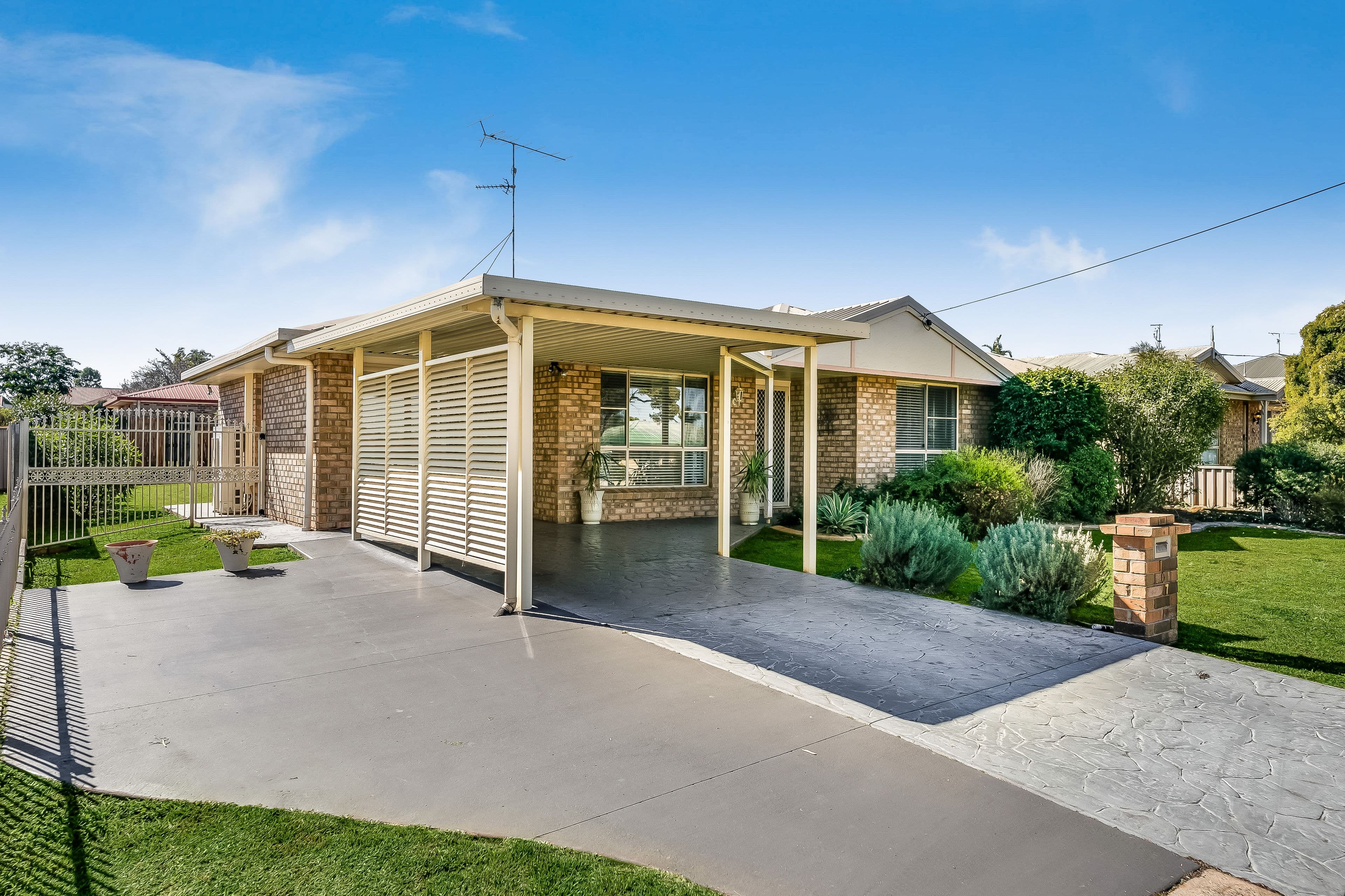 107 Hursley Road, Glenvale QLD 4350, Glenvale - Thumbnail 2