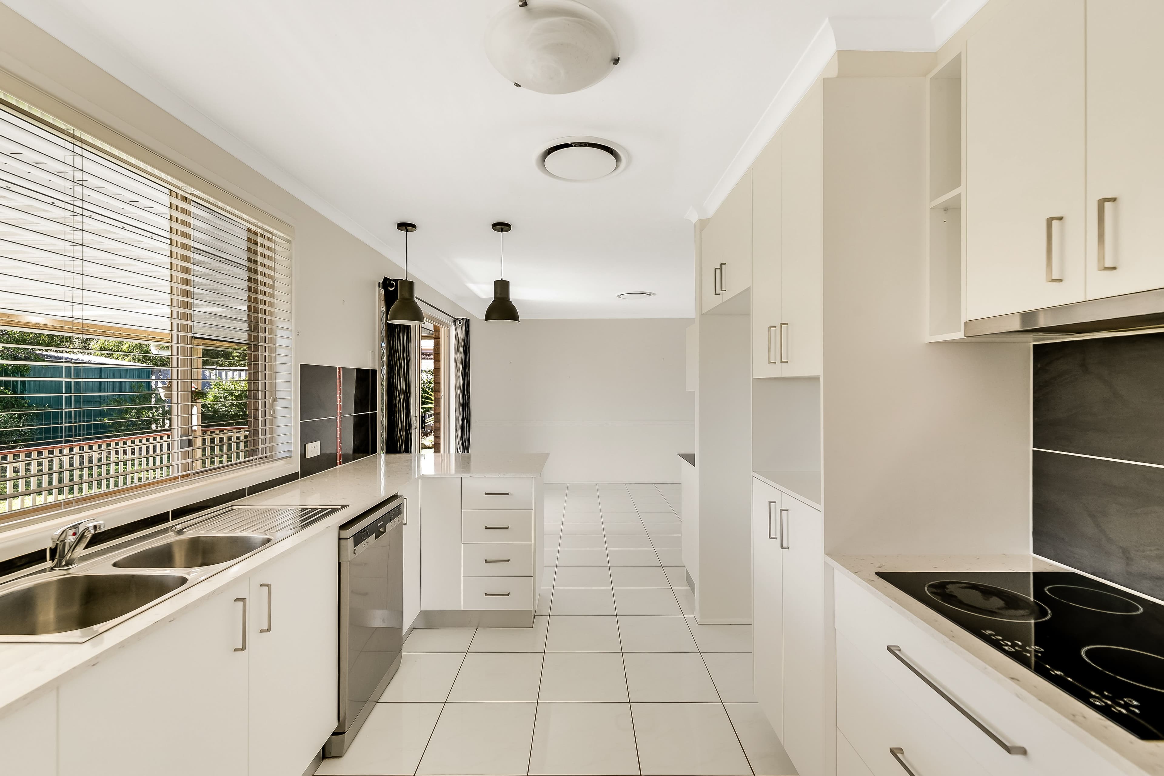 107 Hursley Road, Glenvale QLD 4350, Glenvale - Thumbnail 5
