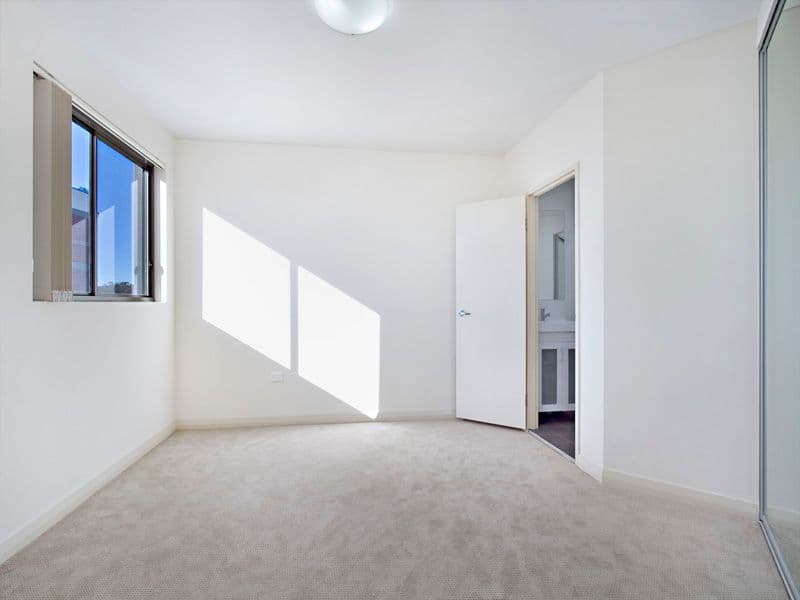 10-18 Robertson Street, SUTHERLAND NSW 2232, Sutherland - Thumbnail 4