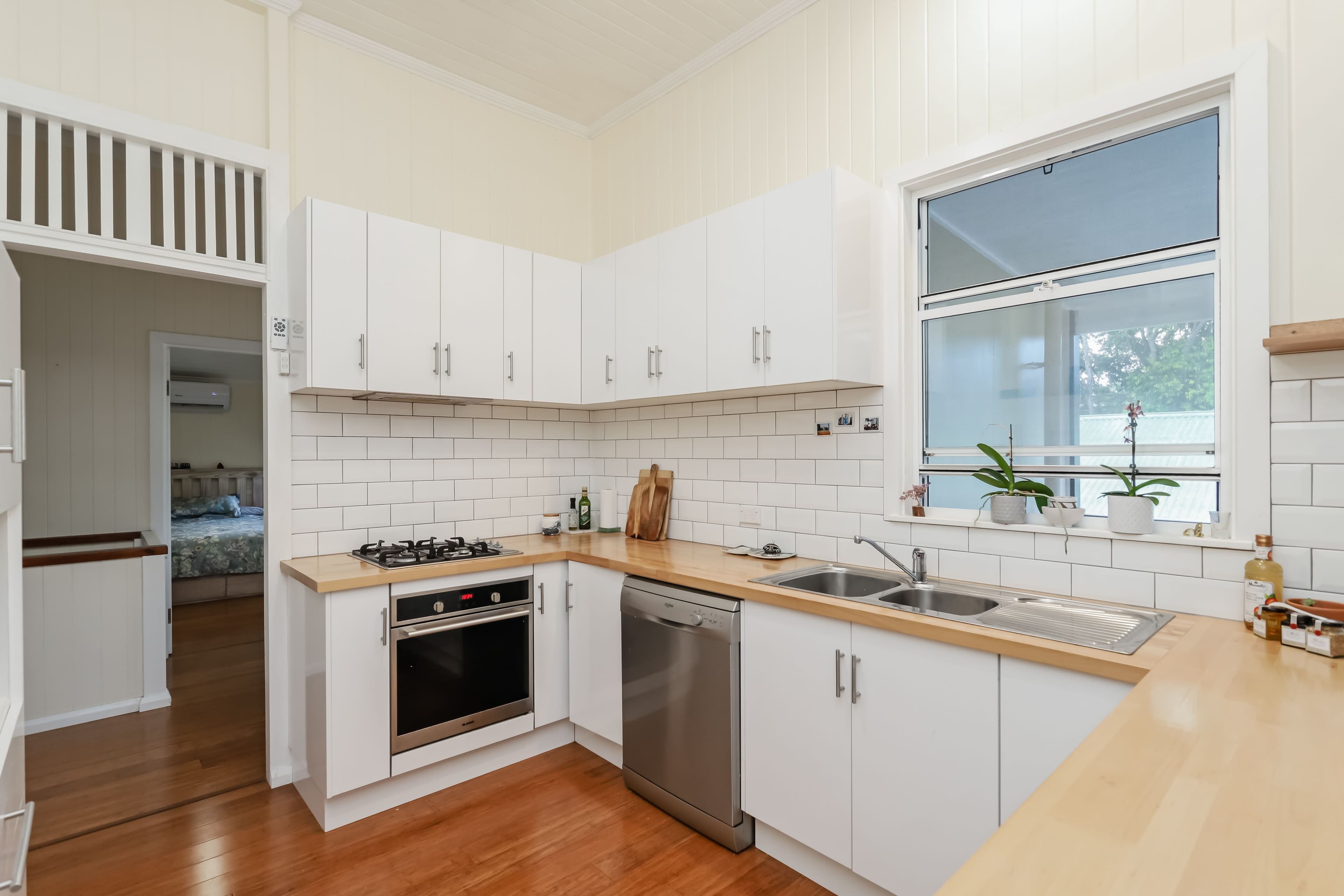 49 Farrington Street, Alderley QLD 4051, Alderley - Thumbnail 3
