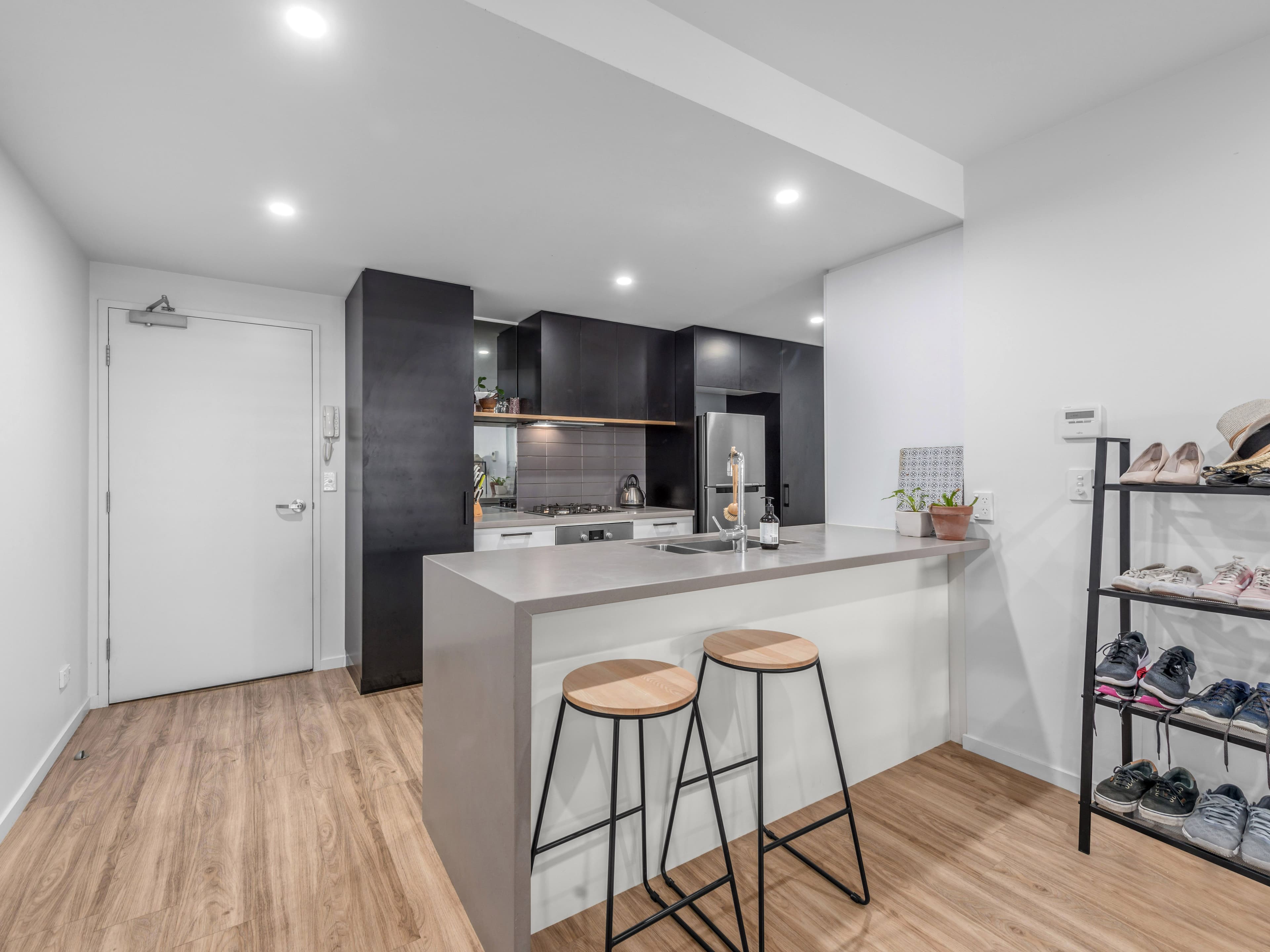 16 Masters Street, Newstead QLD 4006, Newstead - Thumbnail 2