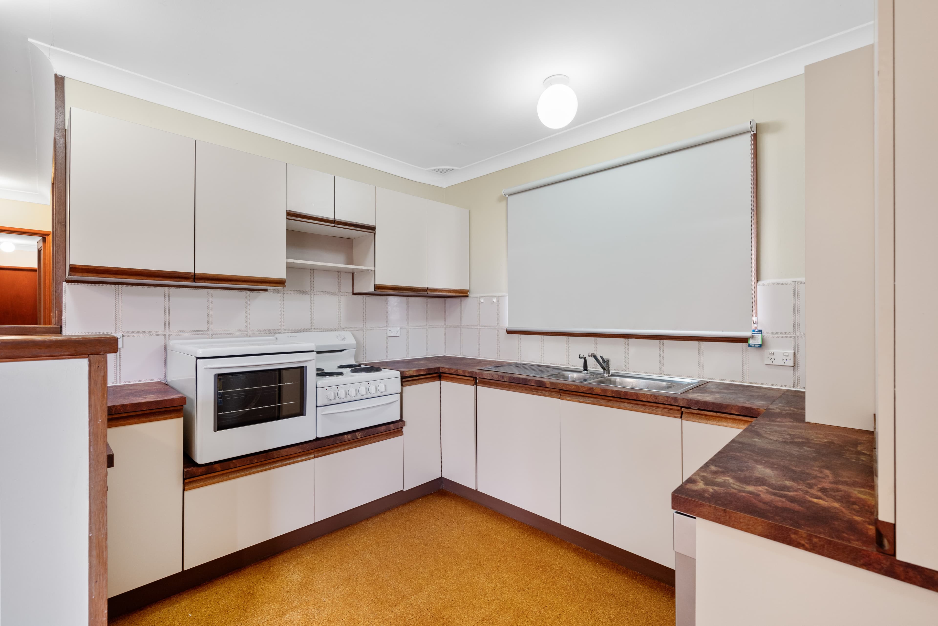 28 Owen Stanley Road, Glenfield NSW 2167, Glenfield - Thumbnail 5