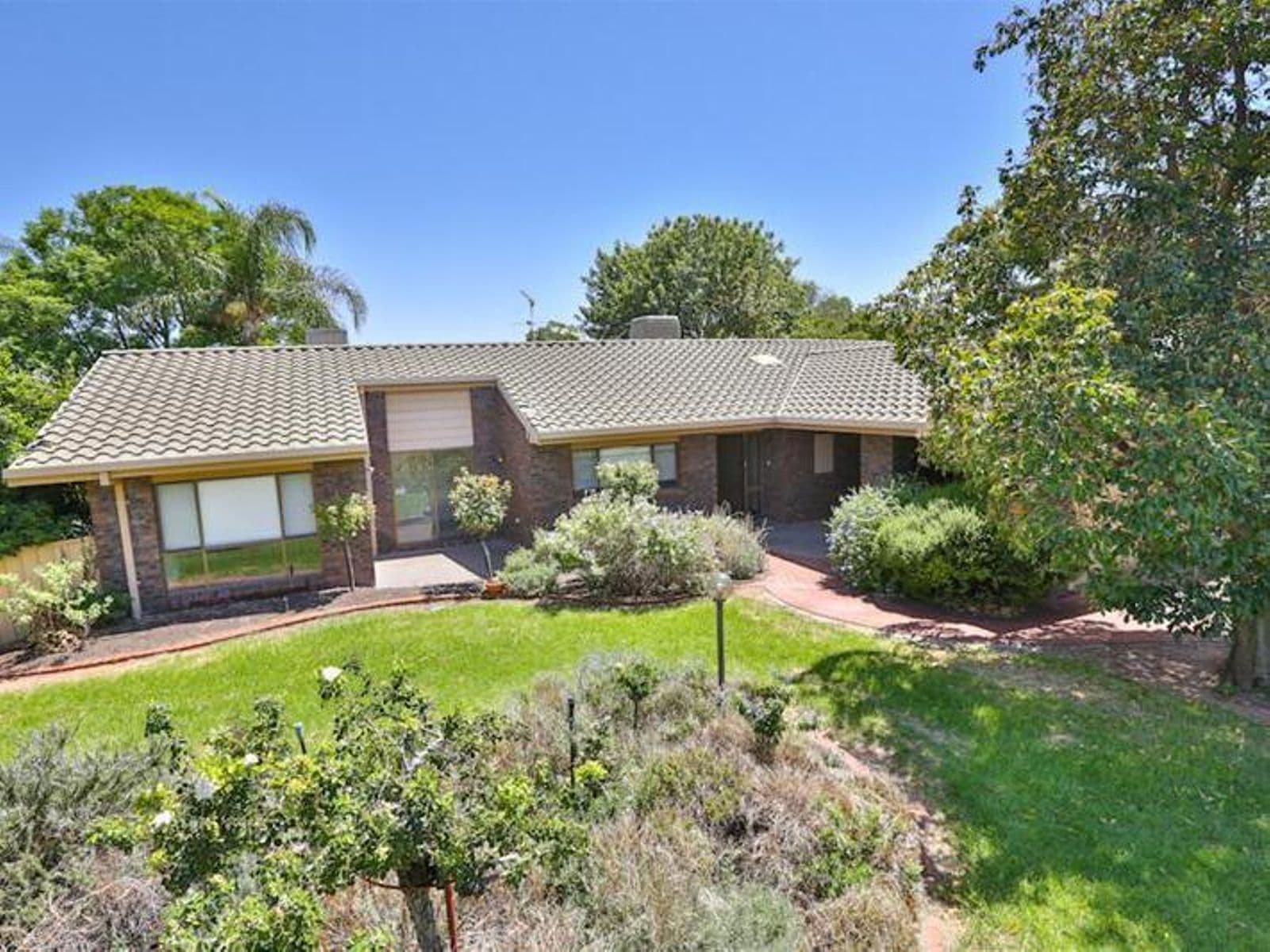 4 Walnut Court, Mildura - Image 1