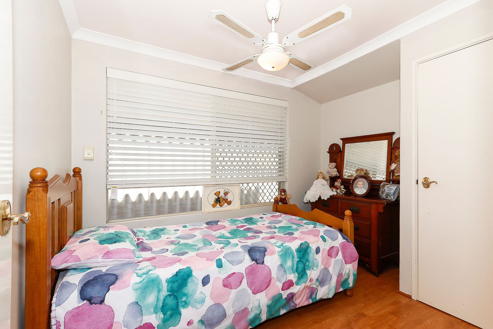 9 Elgin Close, Ballajura WA 6066, Ballajura - Thumbnail 7