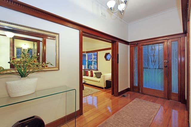 8 Royal Parade, RESERVOIR VIC 3073, Reservoir - Thumbnail 3