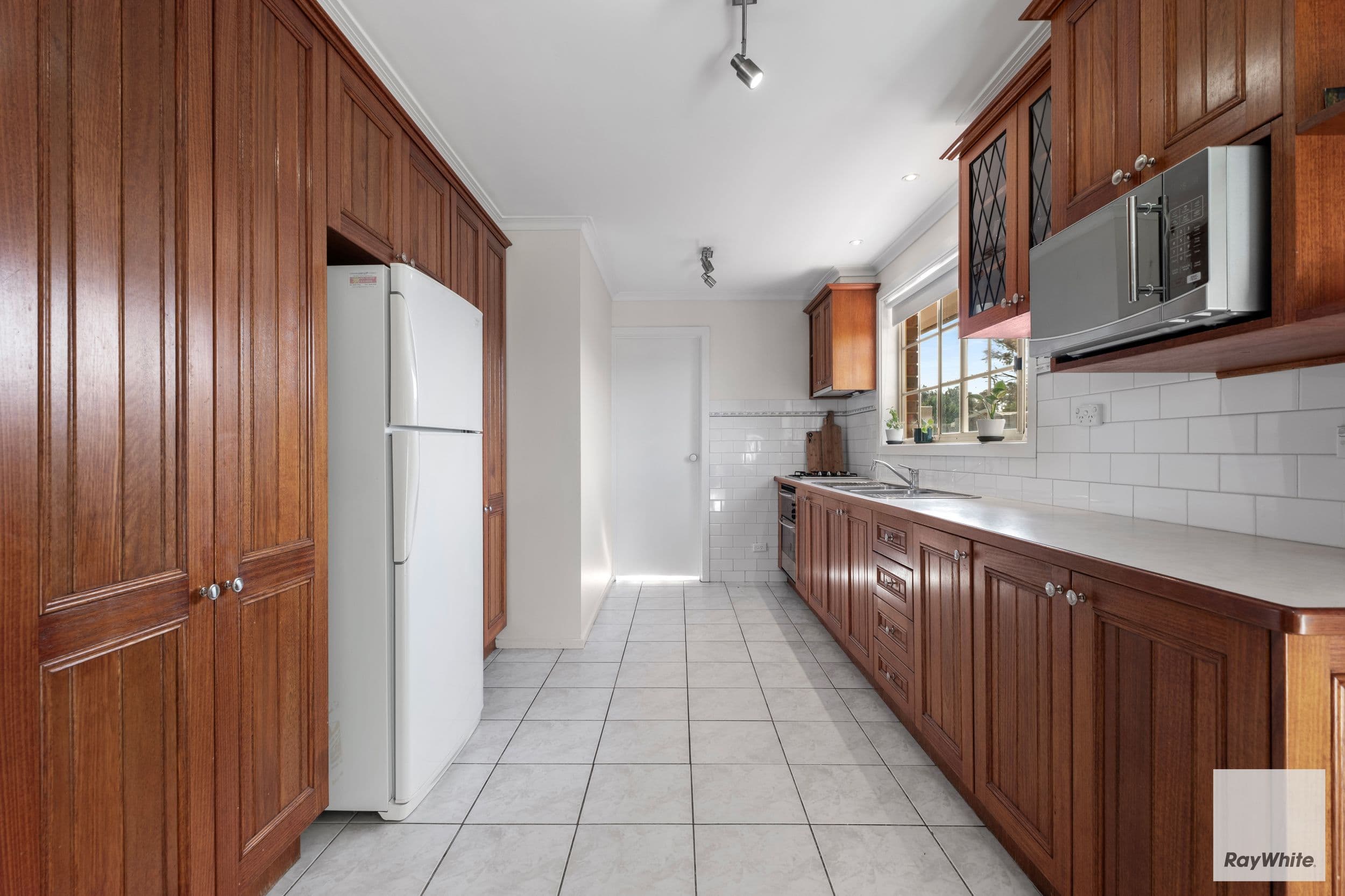 27 Delbridge Drive, Sydenham VIC 3037, Sydenham - Thumbnail 4