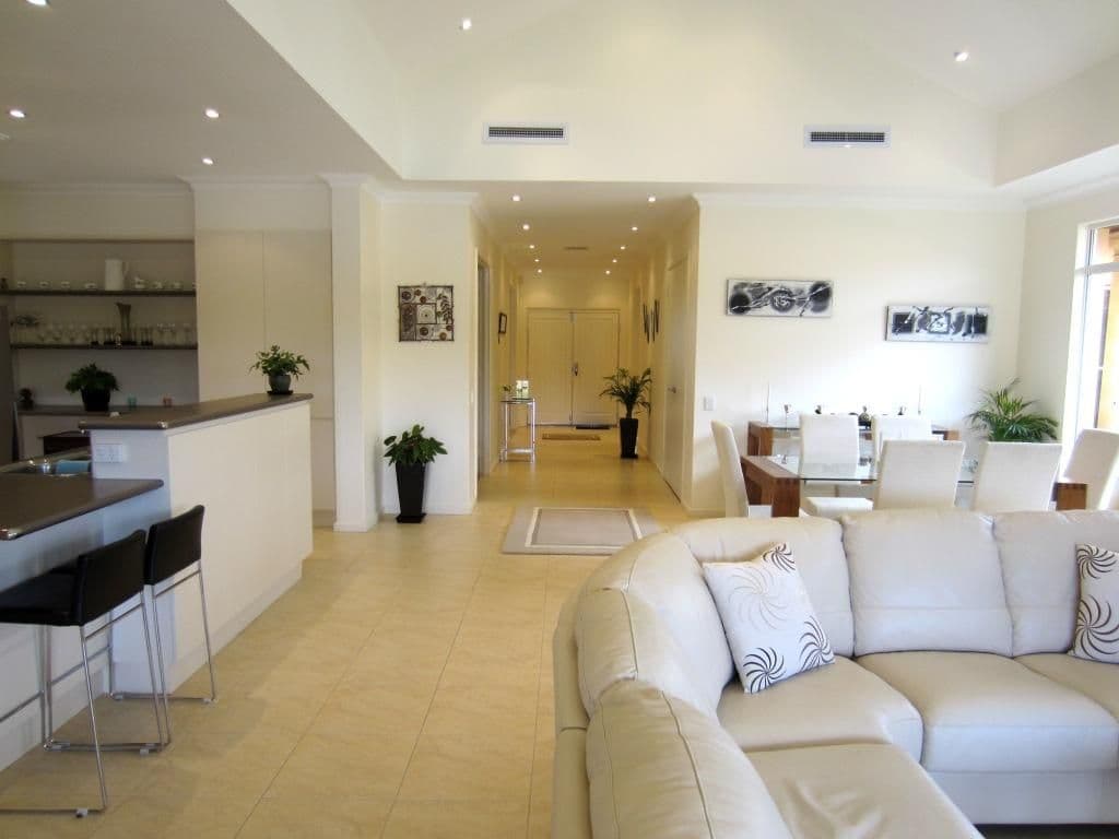 82 Lloyd Street, Heidelberg Heights, Heidelberg Heights - Thumbnail 5