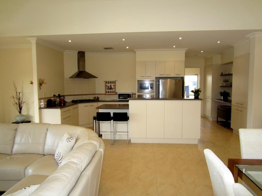 82 Lloyd Street, Heidelberg Heights, Heidelberg Heights - Thumbnail 8
