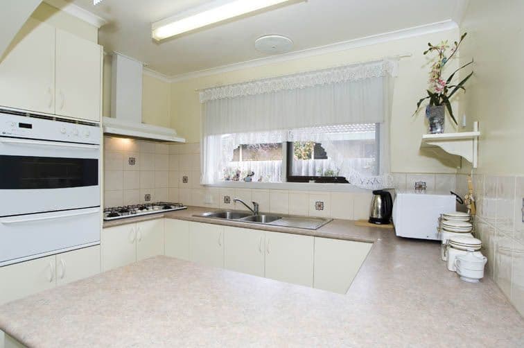 291 Windermere Drive, FERNTREE GULLY VIC 3156, Ferntree Gully - Thumbnail 2