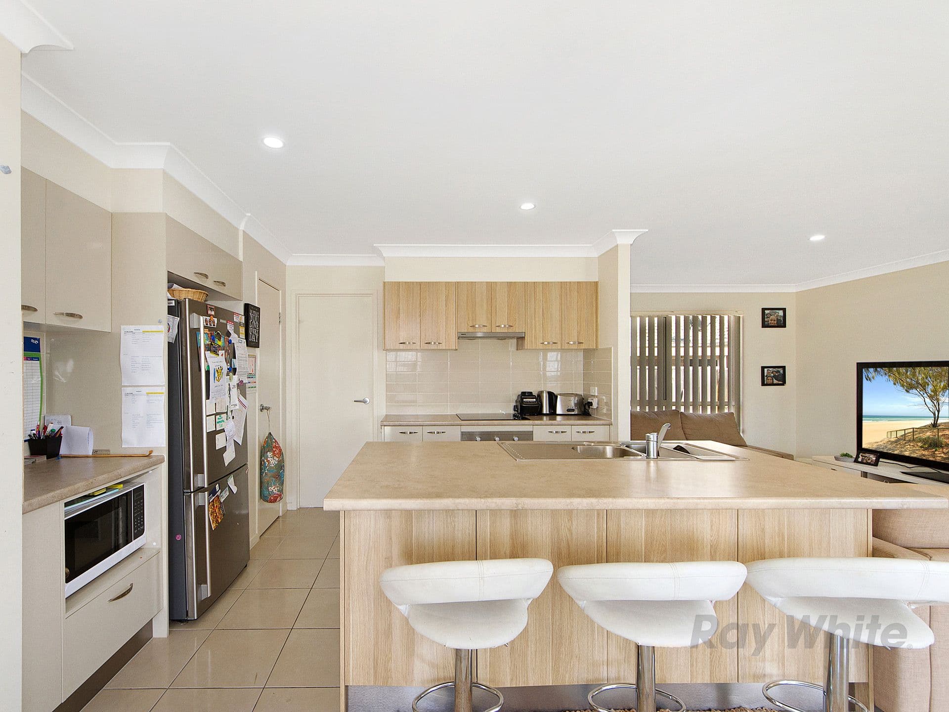 33 Milly Circuit, Ormeau QLD 4208, Ormeau - Thumbnail 2