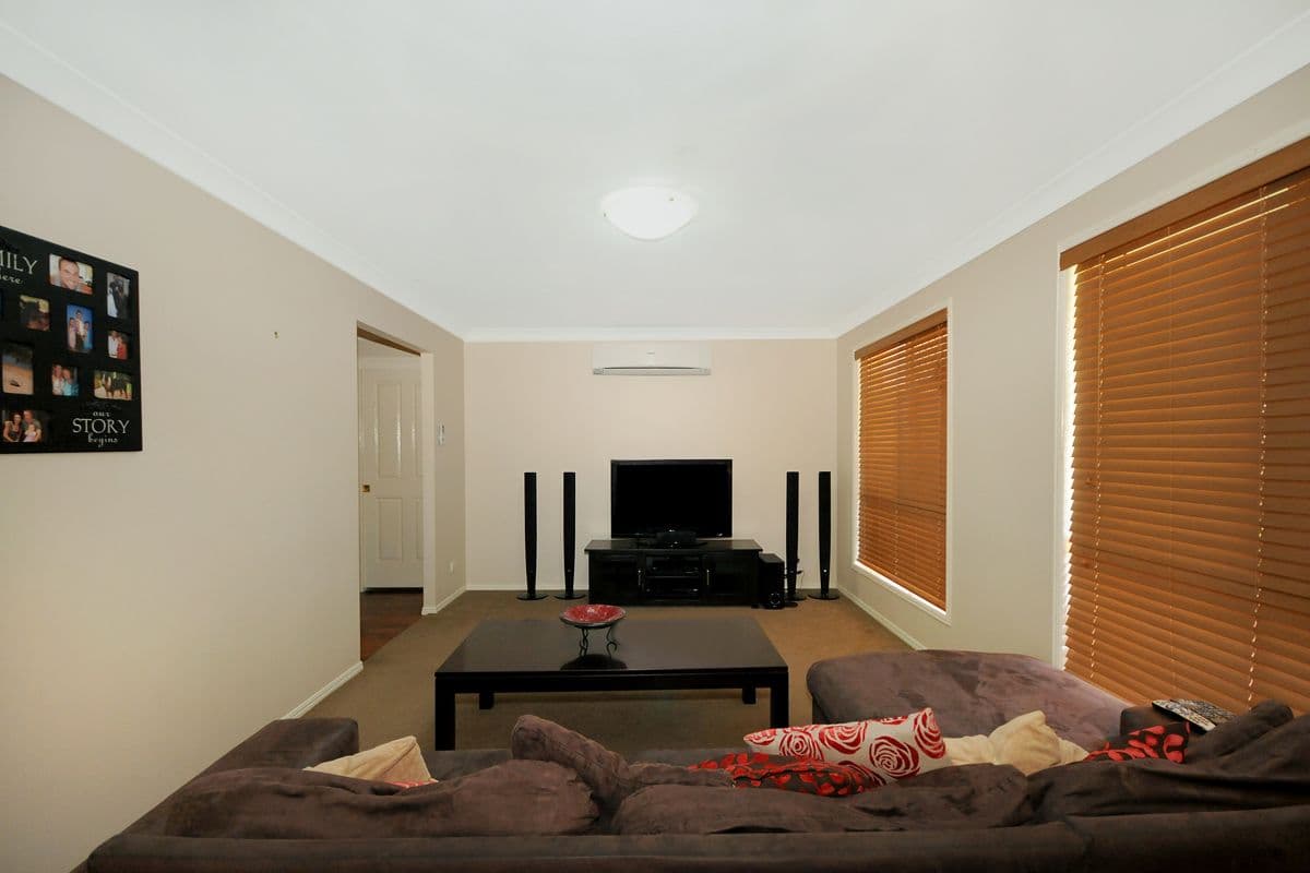 38 Dyson Drive, DARLING HEIGHTS QLD 4350, Darling Heights - Thumbnail 2