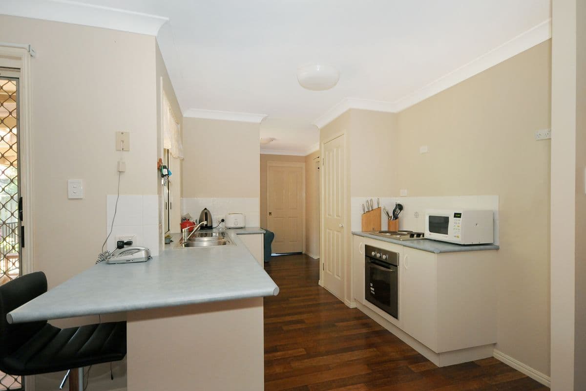 38 Dyson Drive, DARLING HEIGHTS QLD 4350, Darling Heights - Thumbnail 4