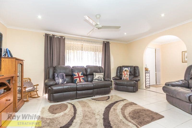 24 Macquarie Drive, Petrie QLD 4502, Petrie - Thumbnail 2