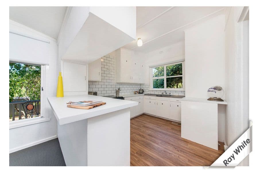 45 Caley Crescent, NARRABUNDAH ACT 2604, Narrabundah - Thumbnail 5