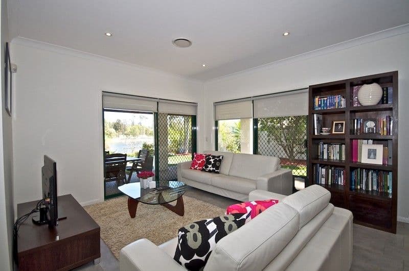 10 Steyning Court, ARUNDEL QLD 4214, Arundel - Thumbnail 4