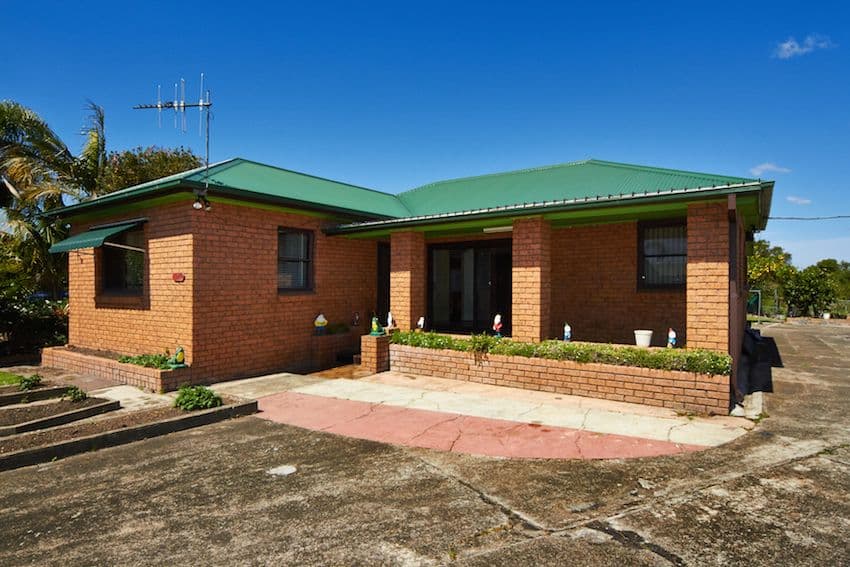 14 McRae Avenue, TAREE NSW 2430, Taree - Thumbnail 2