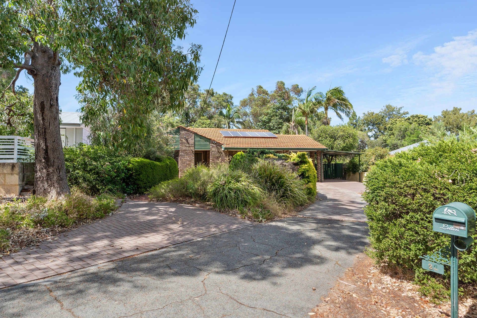 22 Gunbar Way, Kalamunda WA 6076, Kalamunda - Thumbnail 2