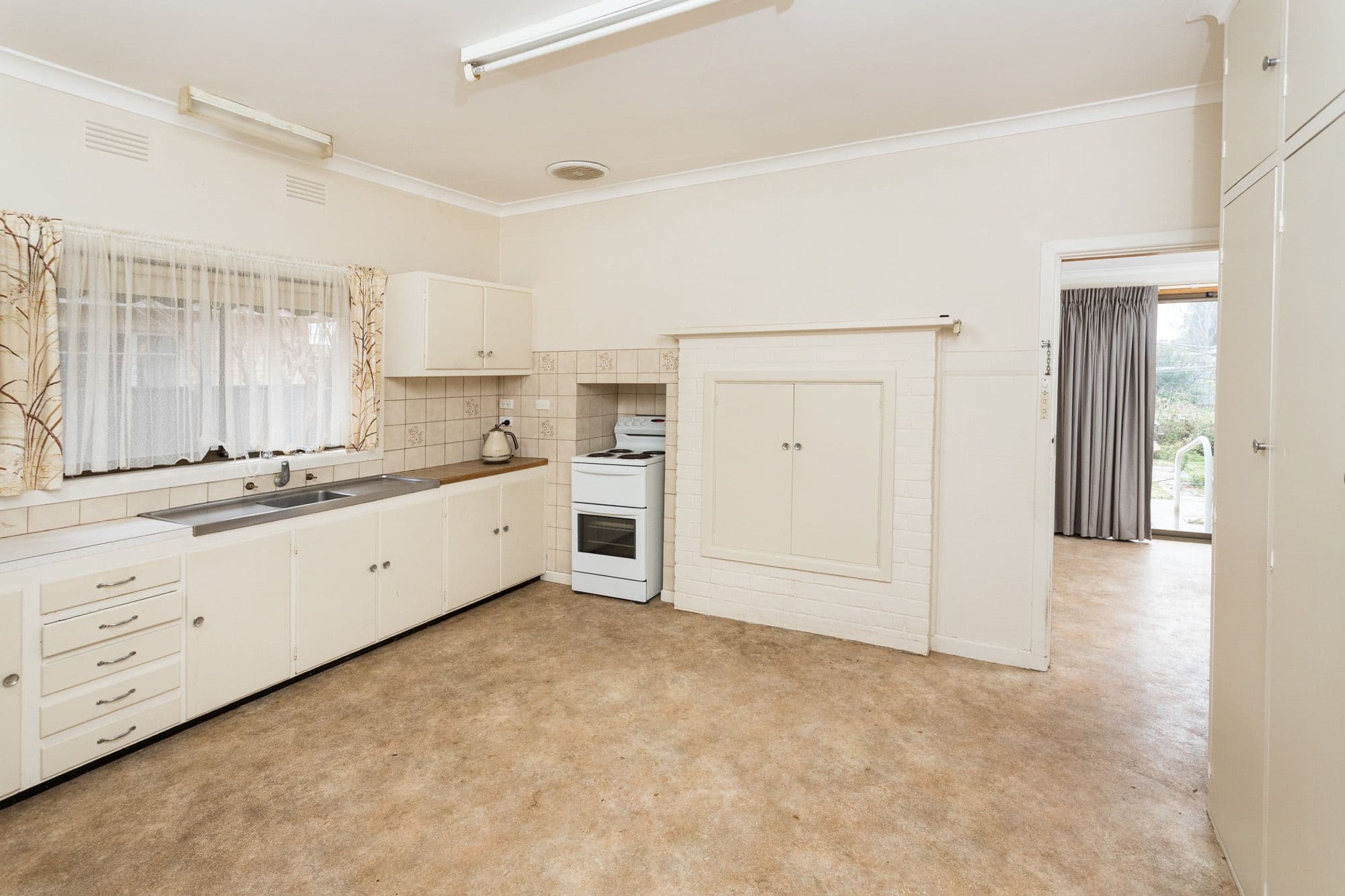 53 Service Street, Tatura VIC 3616, Tatura - Thumbnail 2
