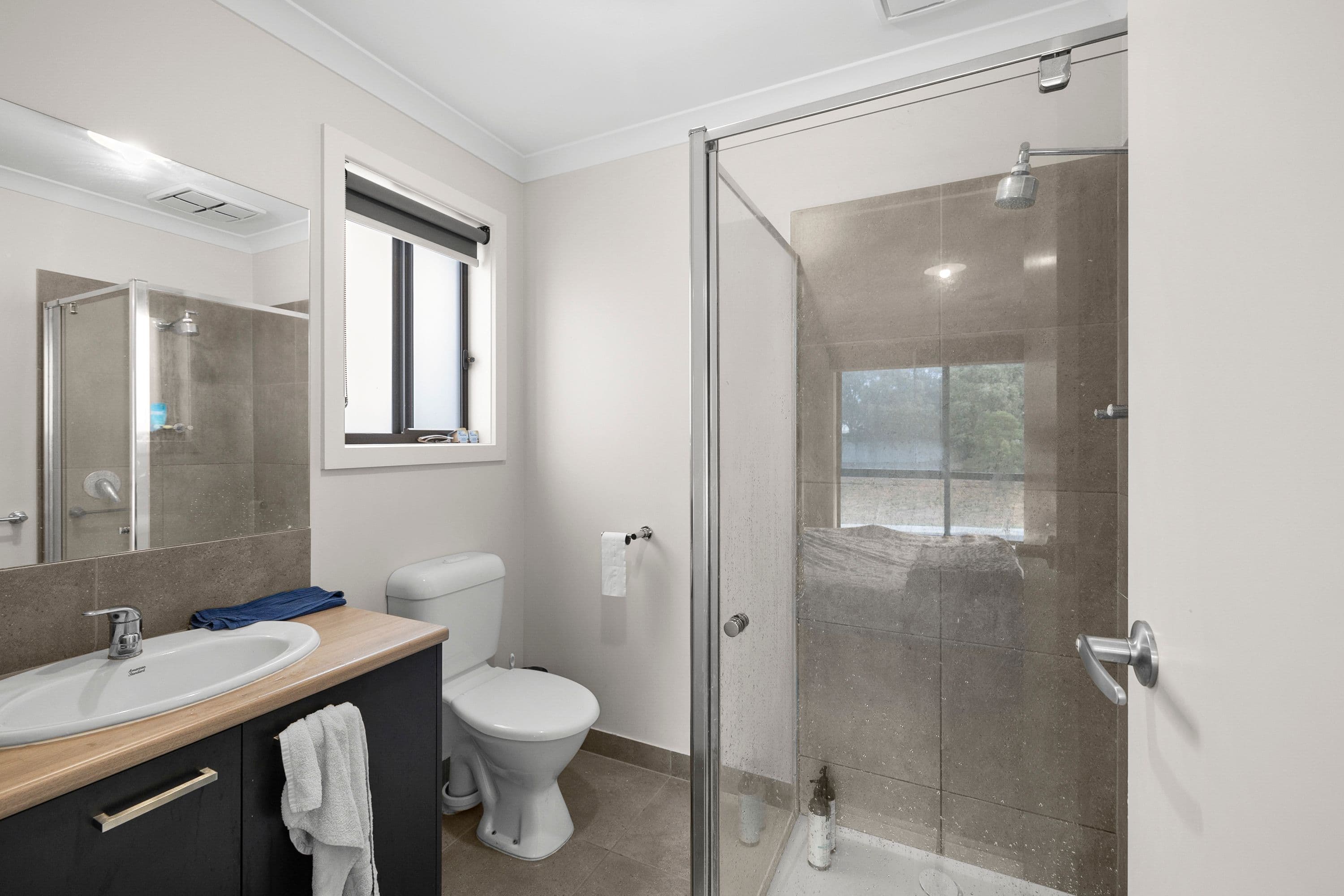 1 Veronica Place, Mount Pleasant VIC 3350, Mount Pleasant - Thumbnail 4