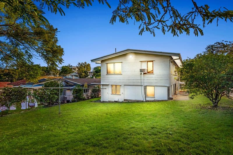 29 Rutherford Street, Stafford Heights - Image 1
