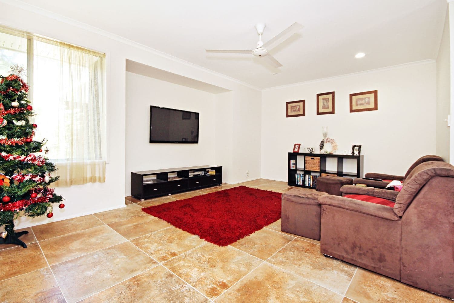 20 Strawberry Road, MUDGEERABA QLD 4213, Mudgeeraba - Thumbnail 3