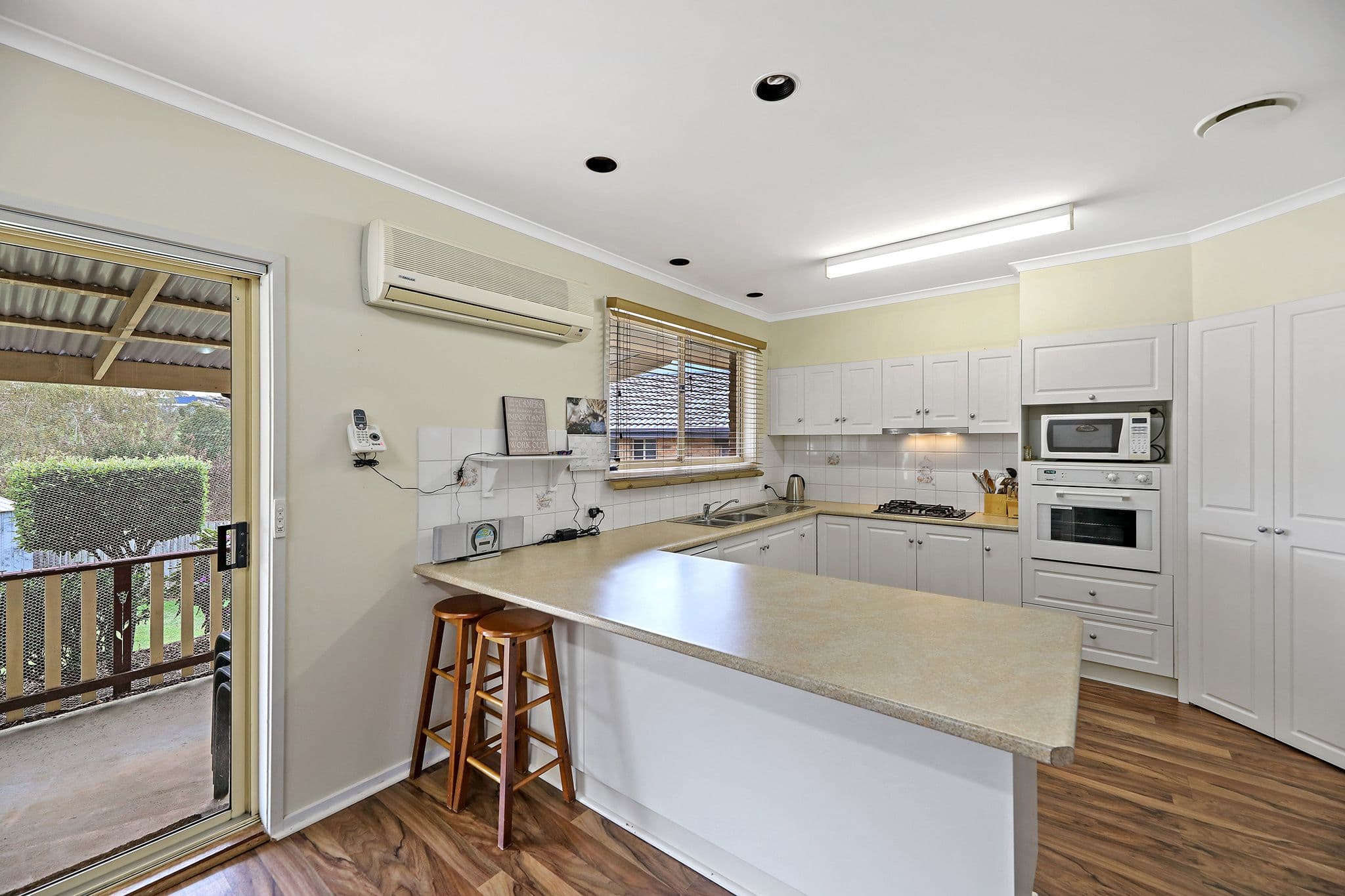 27 Neerim Street, Drouin VIC 3818, Drouin - Thumbnail 2