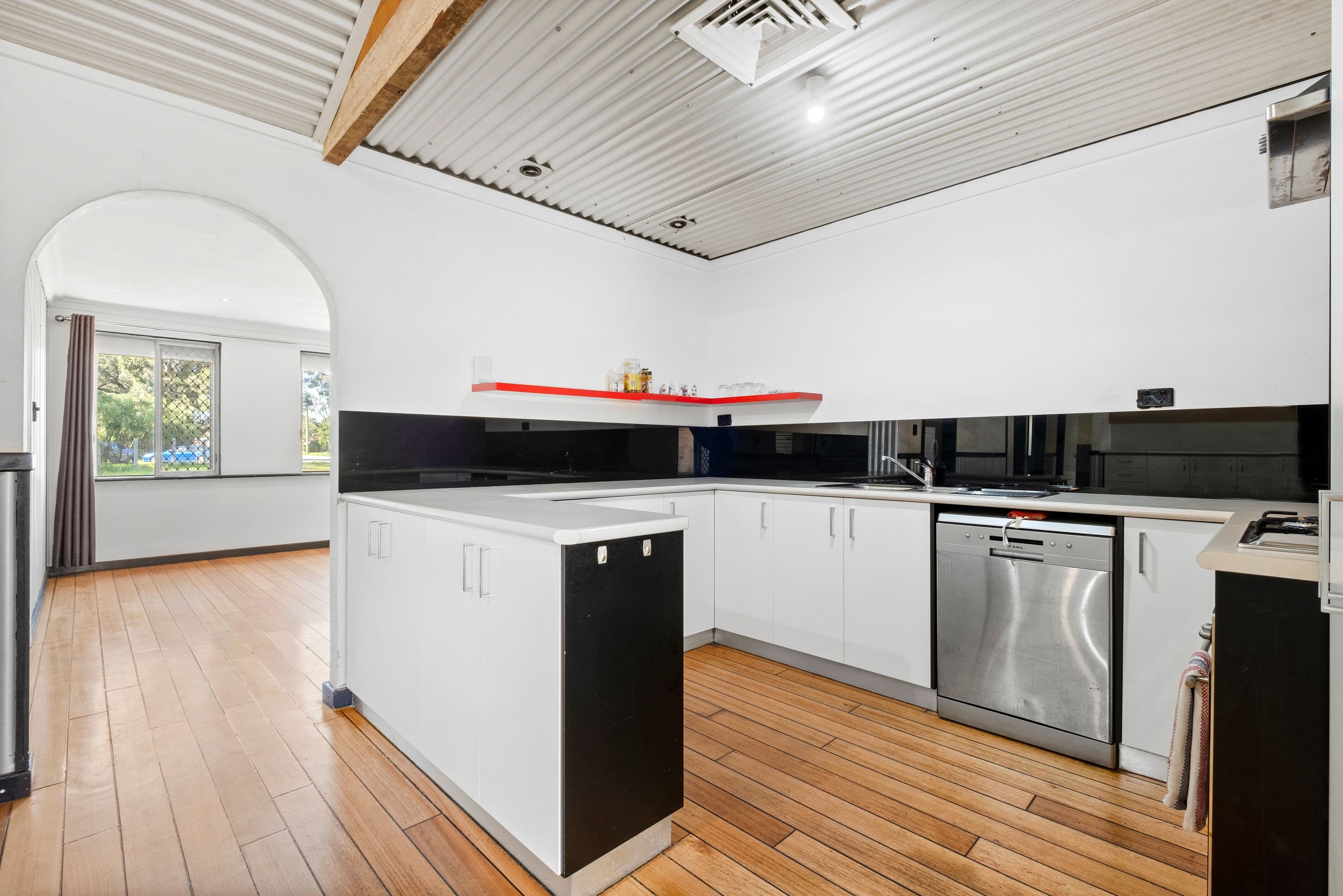 39 Tarrawan Road, Armadale WA 6112, Armadale - Thumbnail 4