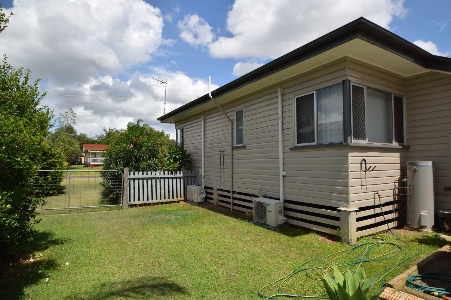 13 Adelaide Street, Esk QLD 4312, Esk - Thumbnail 8