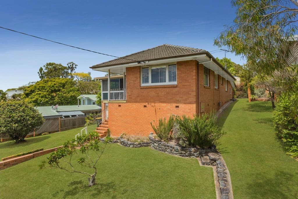 6 Barbigal Street, Stafford QLD 4053, Stafford - Thumbnail 2