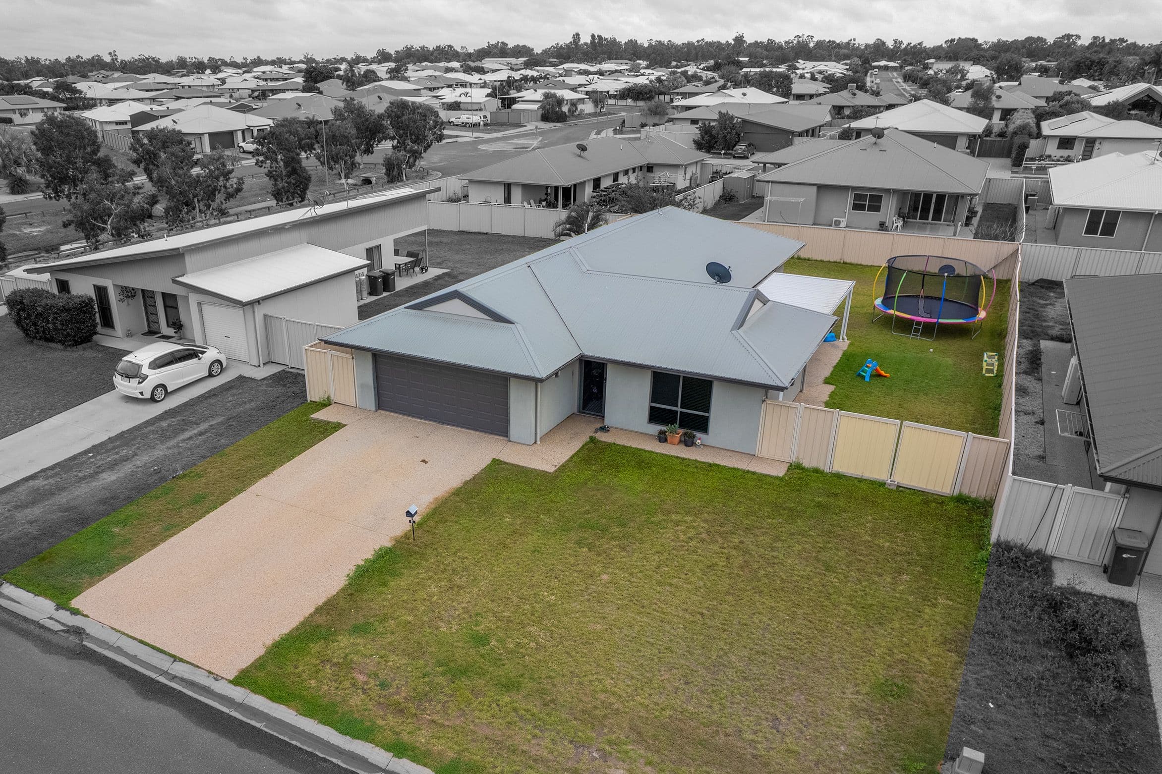 3 Singleton Court, Emerald QLD 4720, Emerald - Thumbnail 2