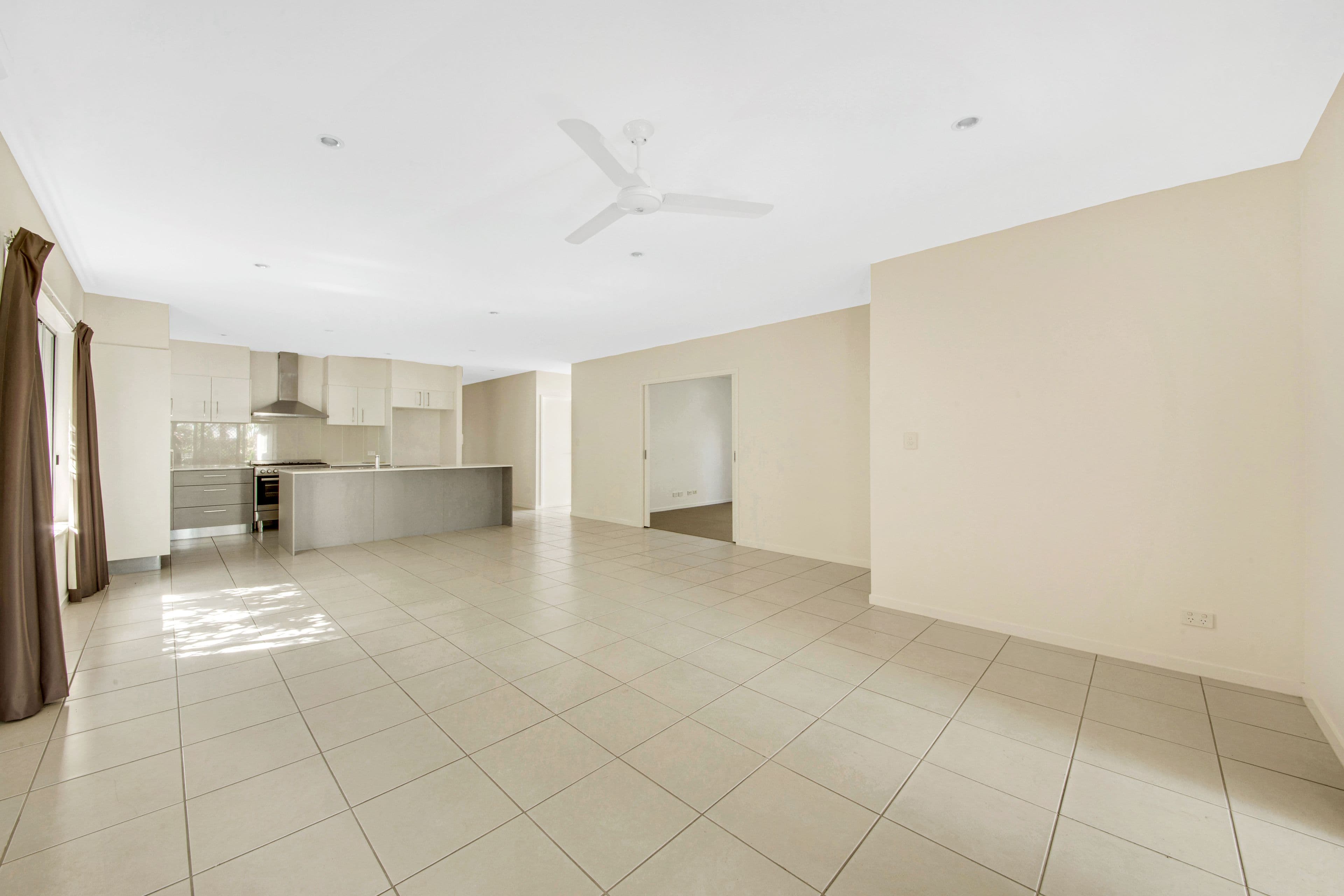 9 Namadgi Terrace, New Auckland QLD 4680, New Auckland - Thumbnail 2