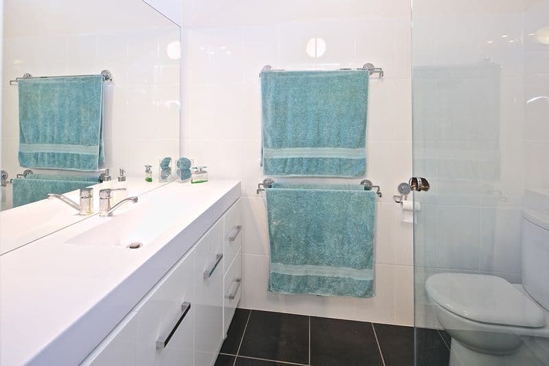 42 Diamantina Street, CHAPEL HILL QLD 4069, Chapel Hill - Thumbnail 6