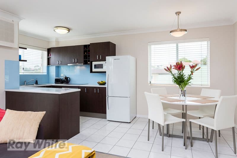 34 Pembroke Road, COORPAROO QLD 4151, Coorparoo - Thumbnail 2