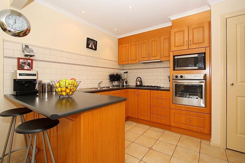 10 Belmont Way, MILL PARK VIC 3082, Mill Park - Thumbnail 2