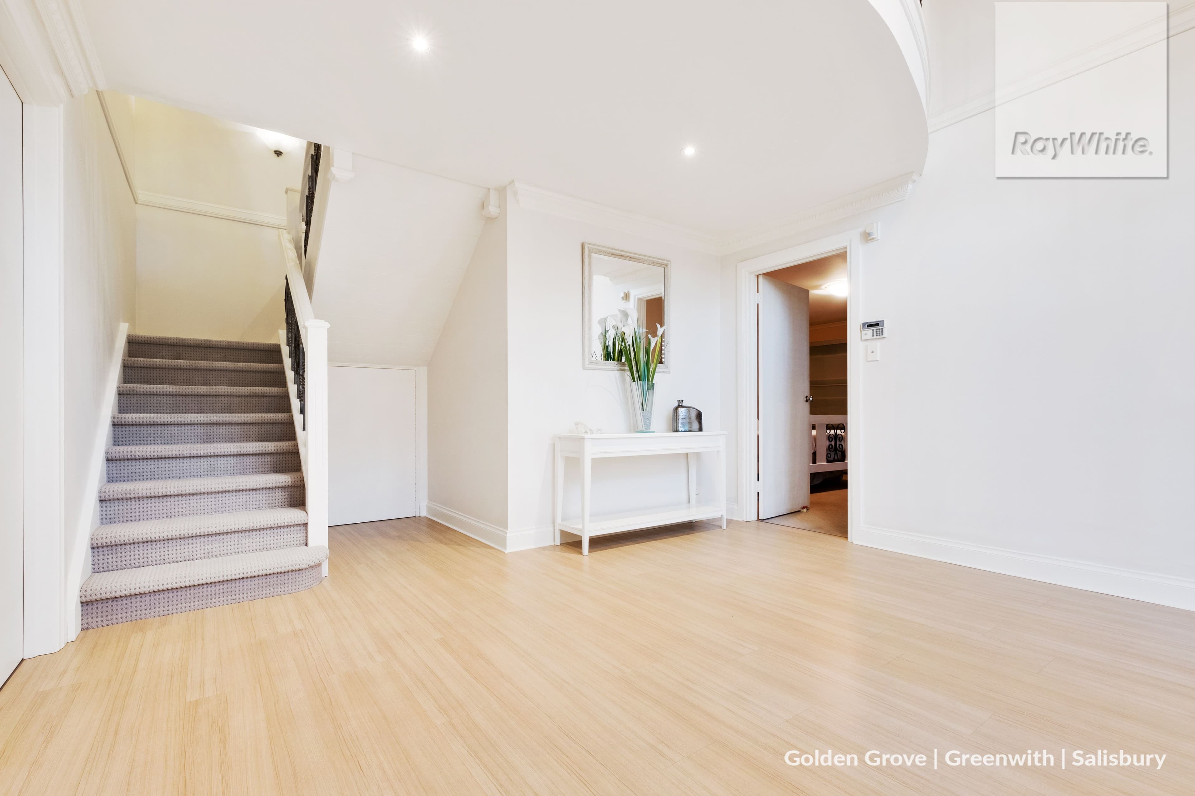13 Devonshire Court, Golden Grove SA 5125, Golden Grove - Thumbnail 3