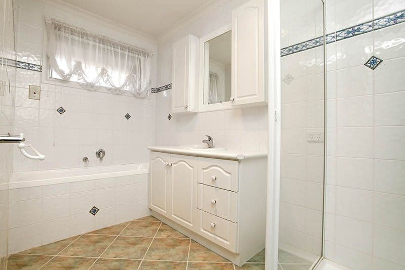 6 Messina Crescent, TAYLORS LAKES VIC 3038, Taylors Lakes - Thumbnail 5