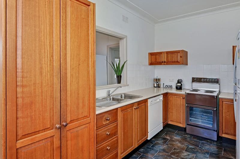 77 Somerville Road, HORNSBY HEIGHTS NSW 2077, Hornsby Heights - Thumbnail 7