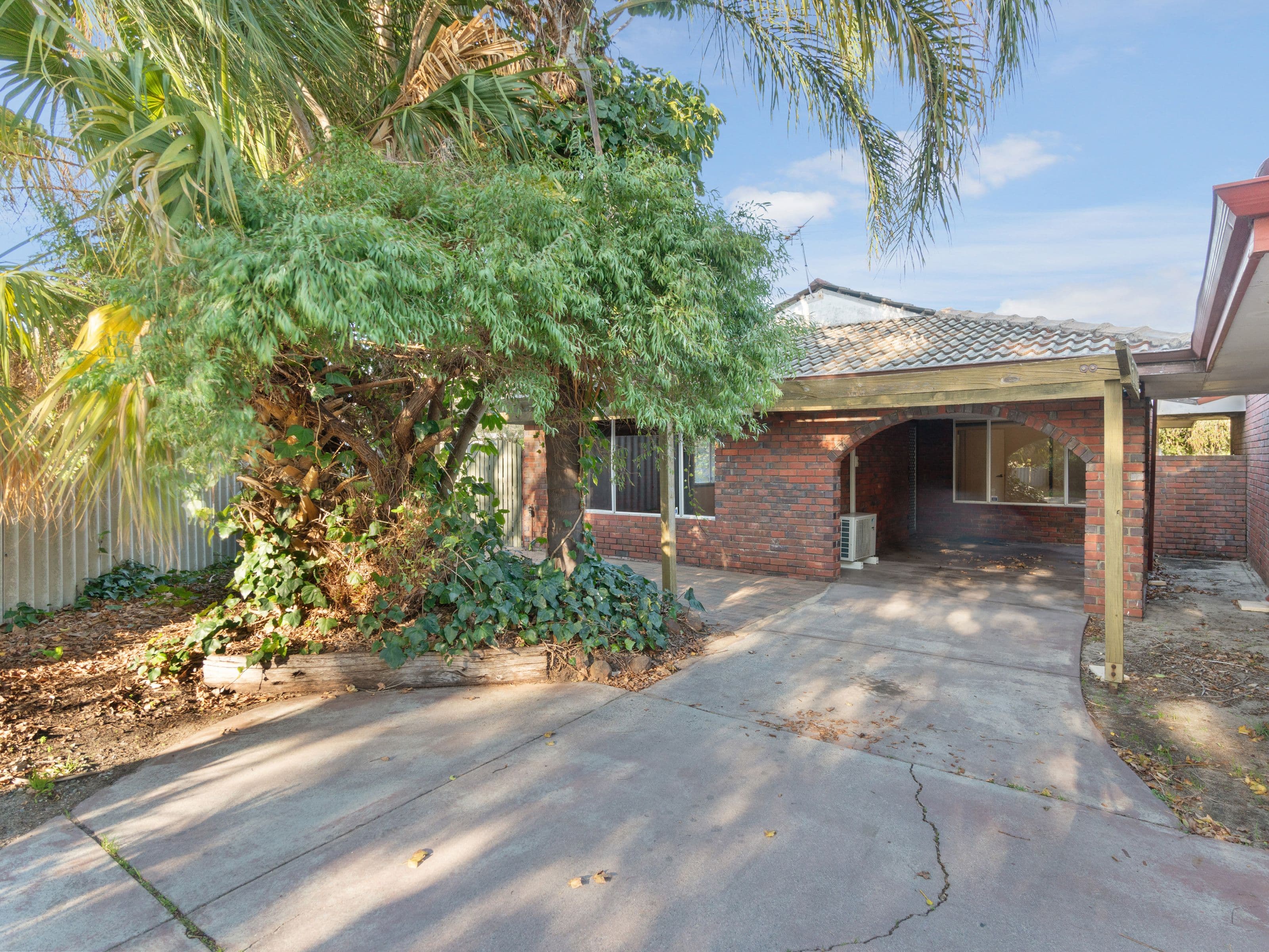 3A Lovett Place, Queens Park WA 6107, Queens Park - Image 1