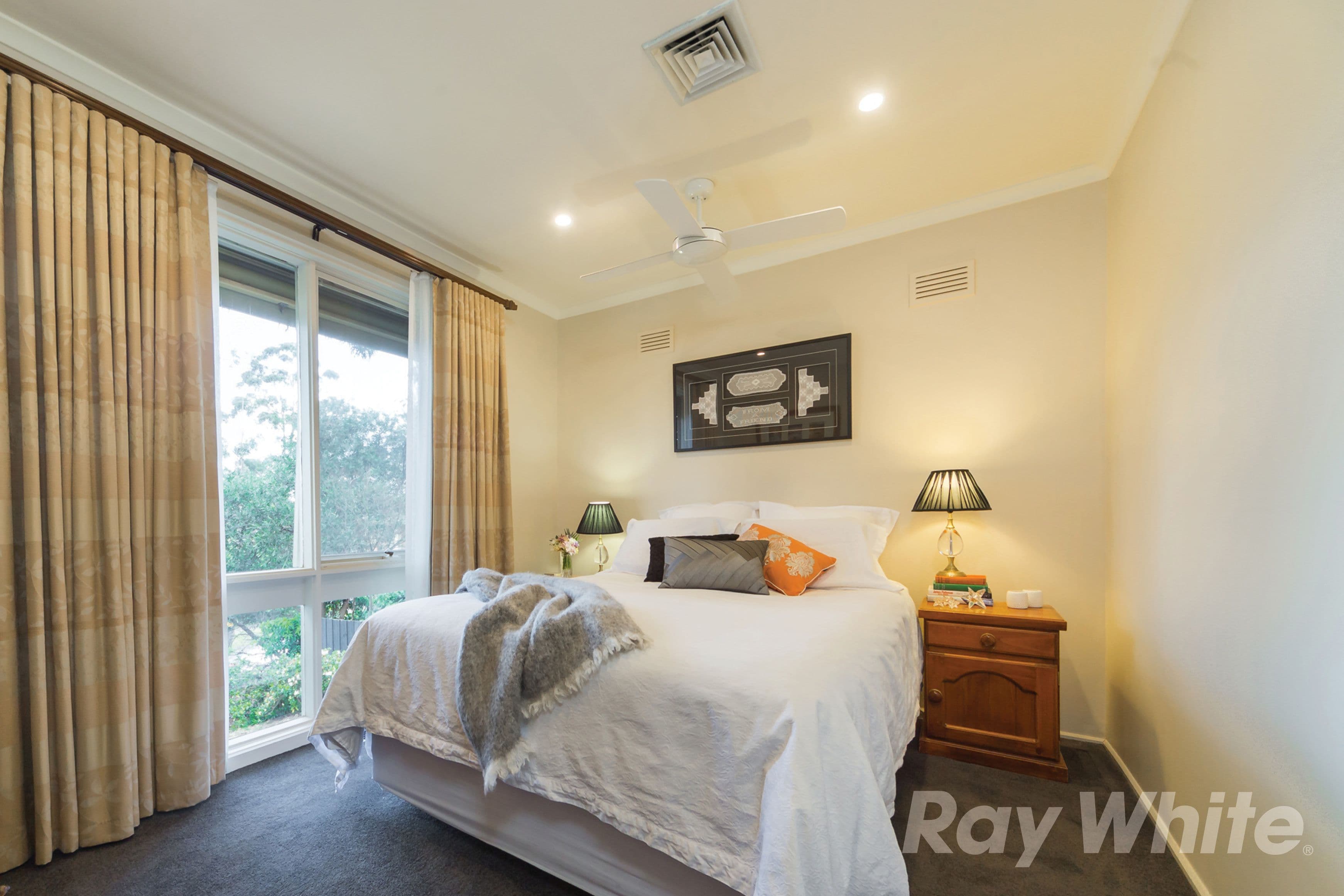 10 Alex Avenue, Wheelers Hill VIC 3150, Wheelers Hill - Thumbnail 2