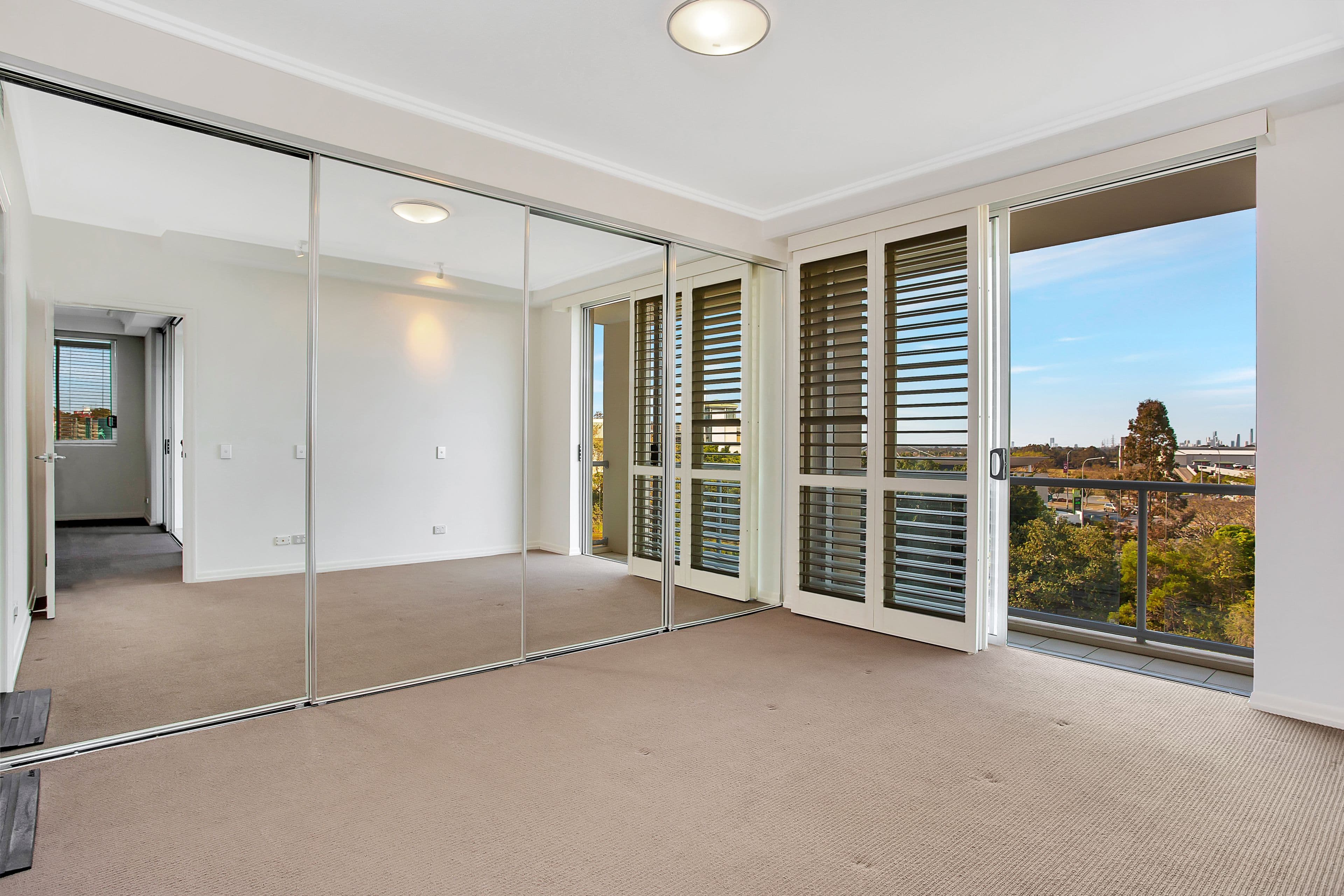 34 Riverwalk Avenue, Robina QLD 4226, Robina - Thumbnail 5