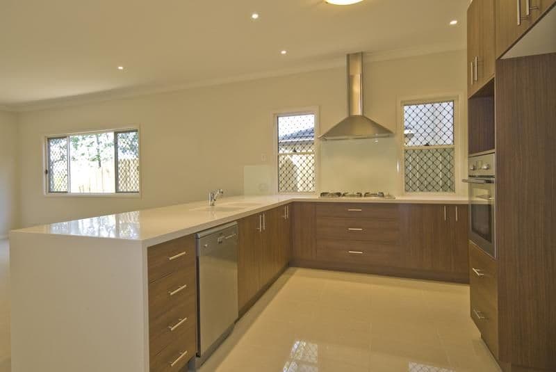 19 Usher Street, INDOOROOPILLY QLD 4068, Indooroopilly - Thumbnail 2