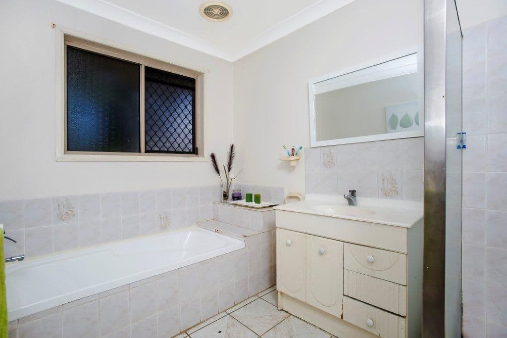 13 Aberdeen Court, BANORA POINT NSW 2486, Banora Point - Thumbnail 6