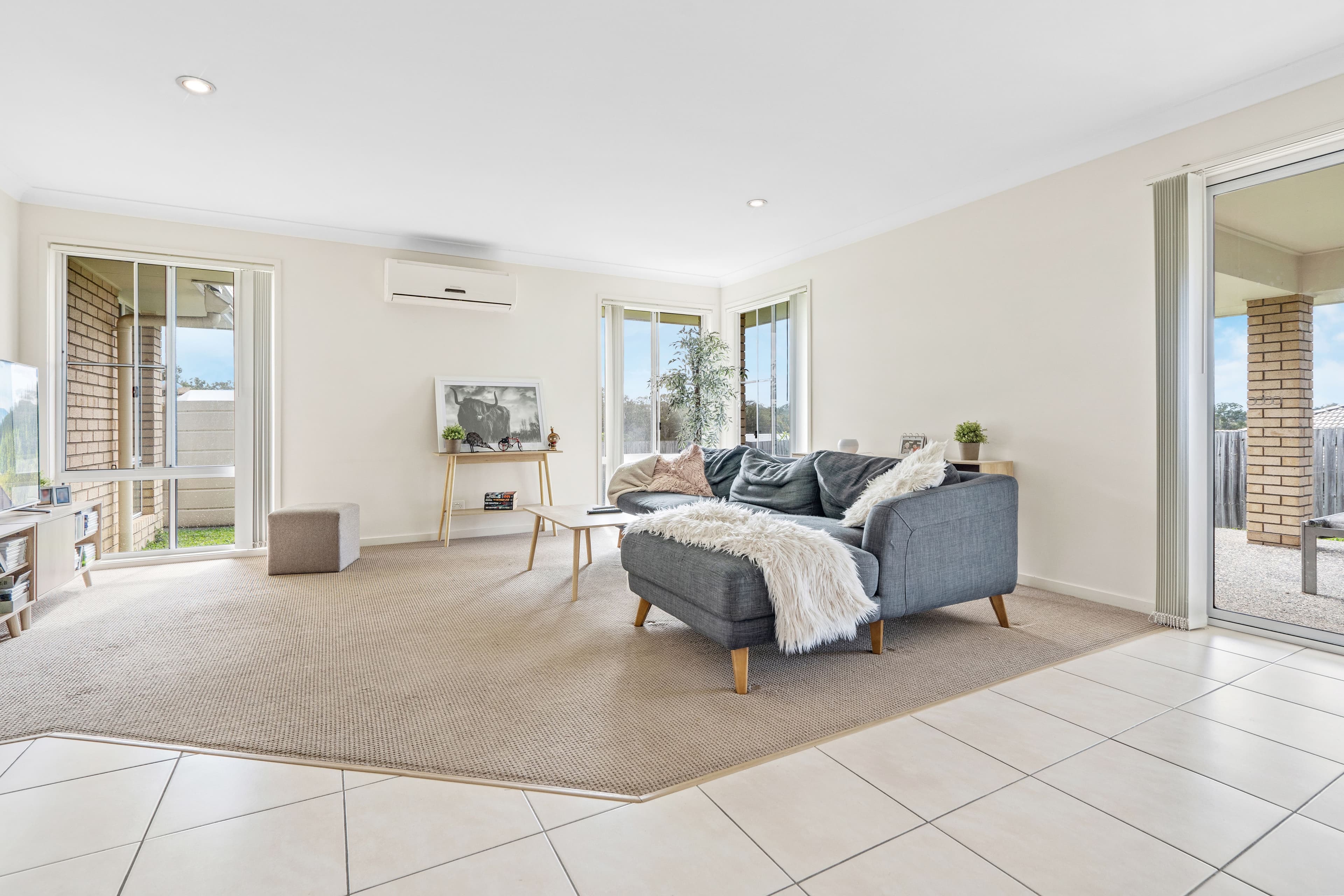 27 Peppertree Drive, Holmview QLD 4207, Holmview - Thumbnail 3
