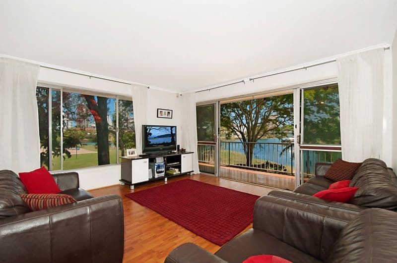 145 Allambi Avenue, Broadbeach Waters QLD 4218, Broadbeach Waters - Thumbnail 5
