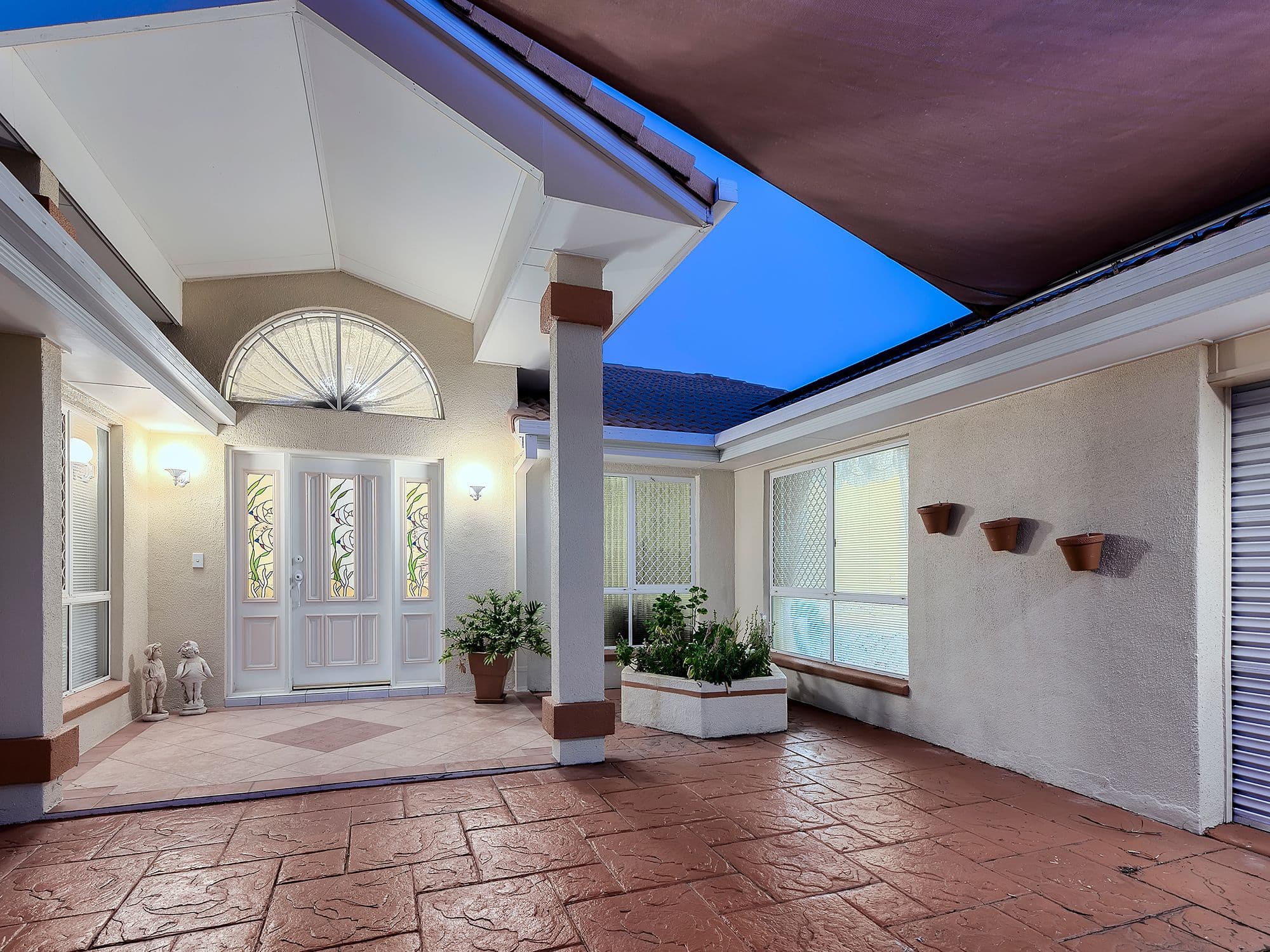 18 Bougainvillea Street, Calamvale QLD 4116, Calamvale - Thumbnail 2