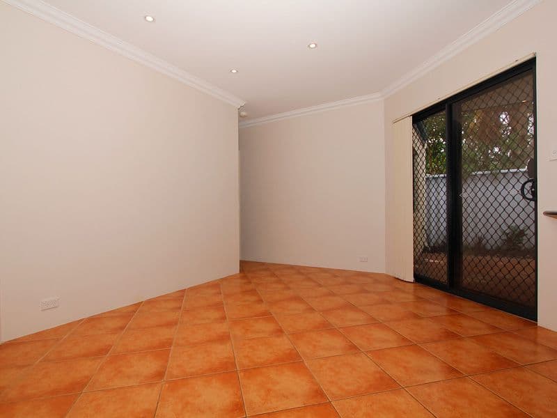 15C Loughton Way, BALGA WA 6061, Balga - Thumbnail 5