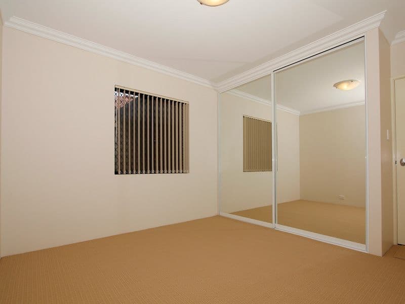 15C Loughton Way, BALGA WA 6061, Balga - Thumbnail 6
