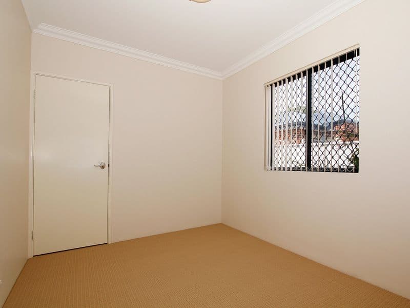 15C Loughton Way, BALGA WA 6061, Balga - Thumbnail 8