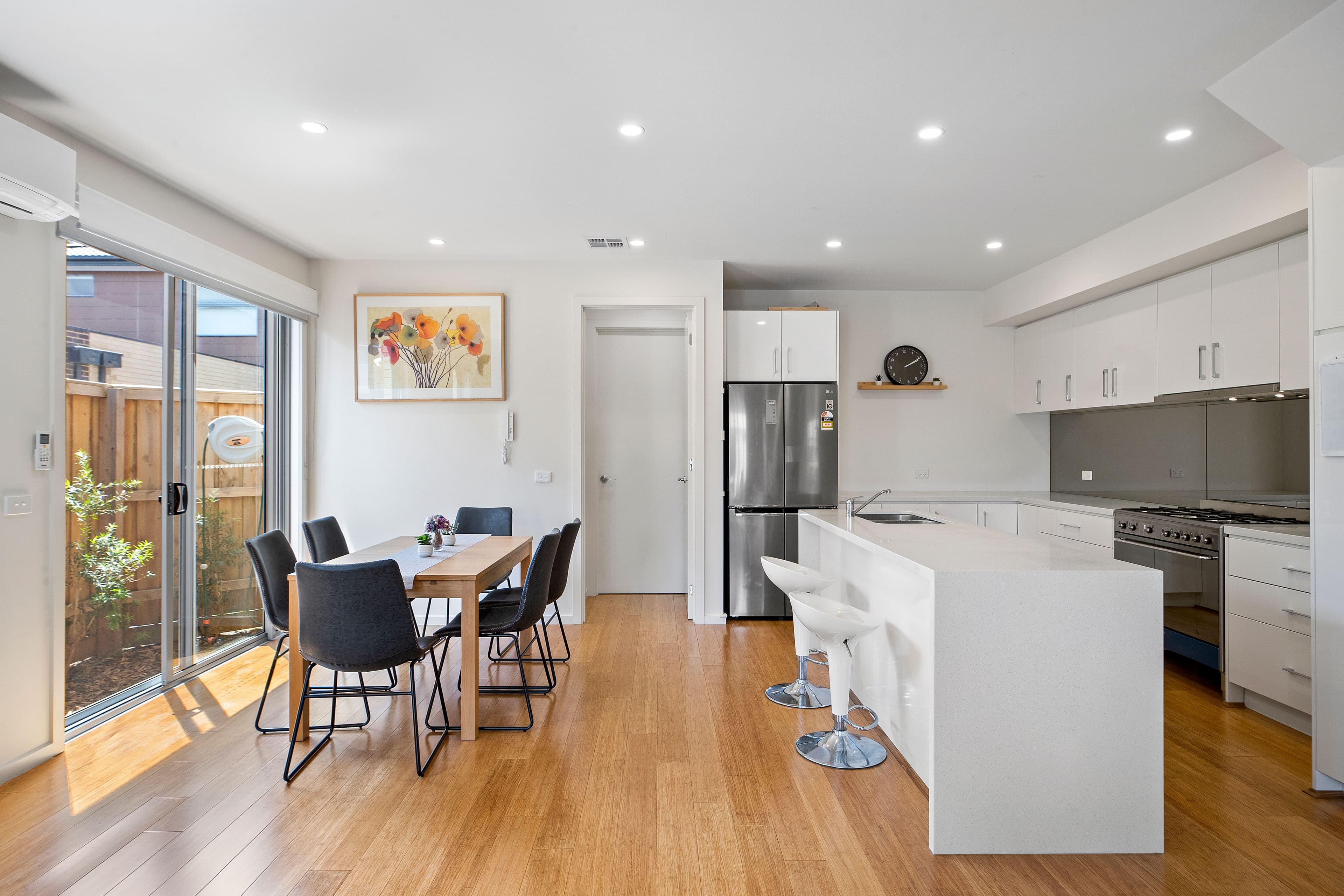 15 Emica Parade, Knoxfield VIC 3180, Knoxfield - Thumbnail 3