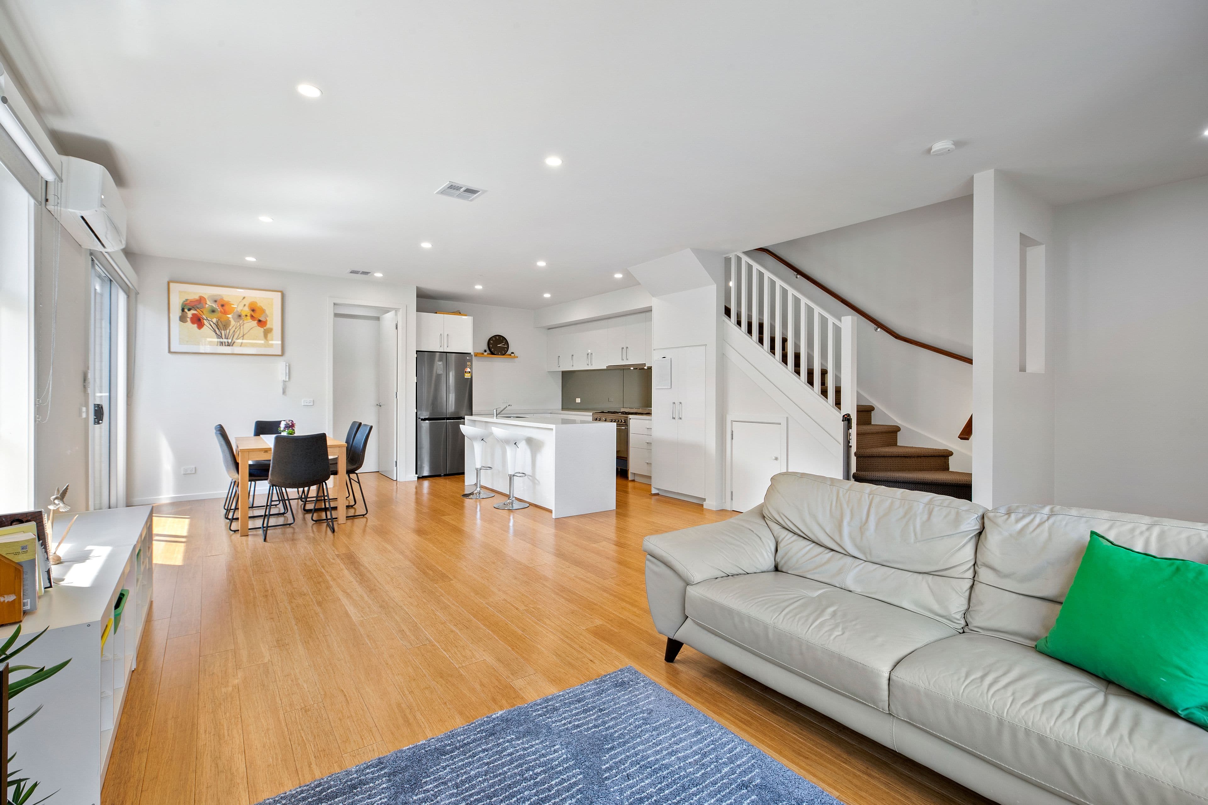 15 Emica Parade, Knoxfield VIC 3180, Knoxfield - Thumbnail 5